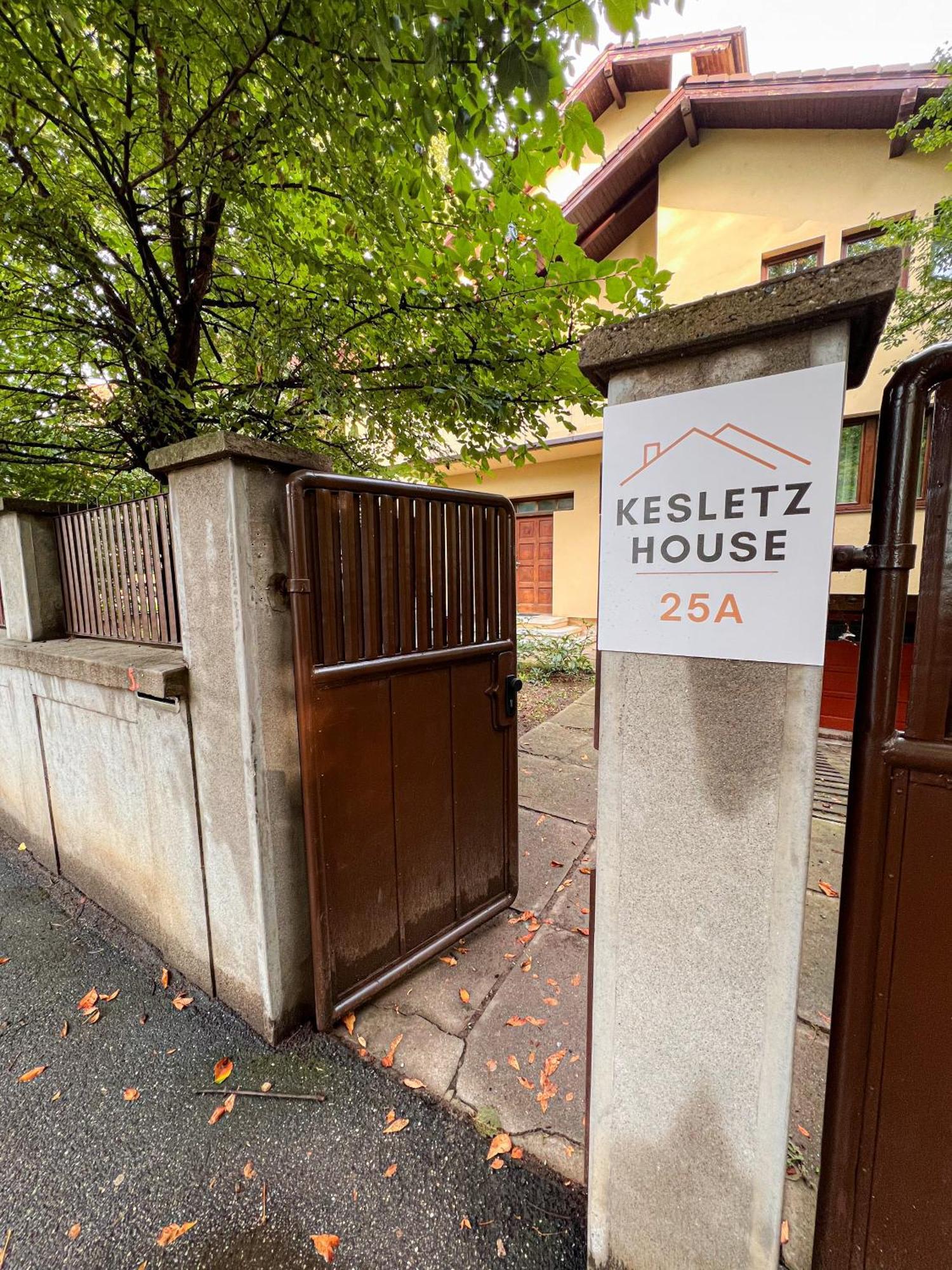 Hotel Kesletz House Sibiu Esterno foto